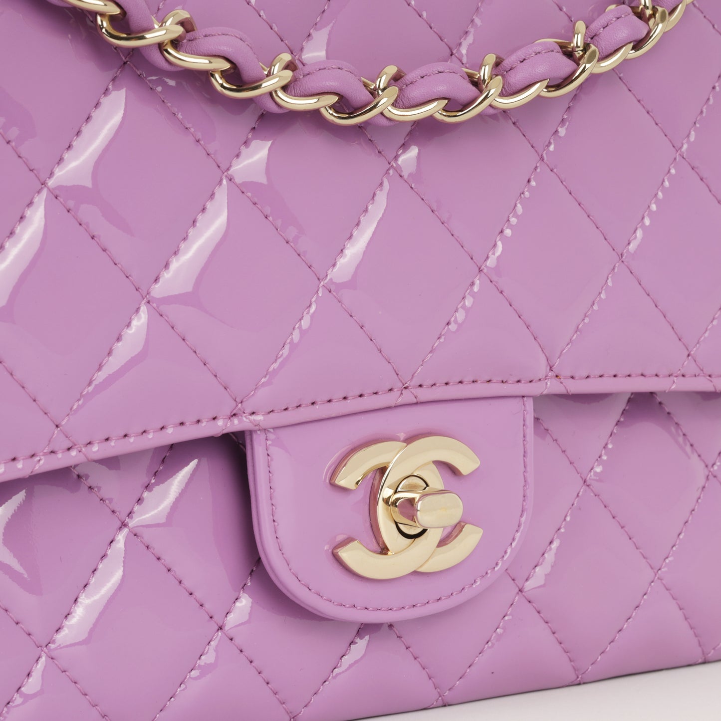 Medium Classic Flap Bag