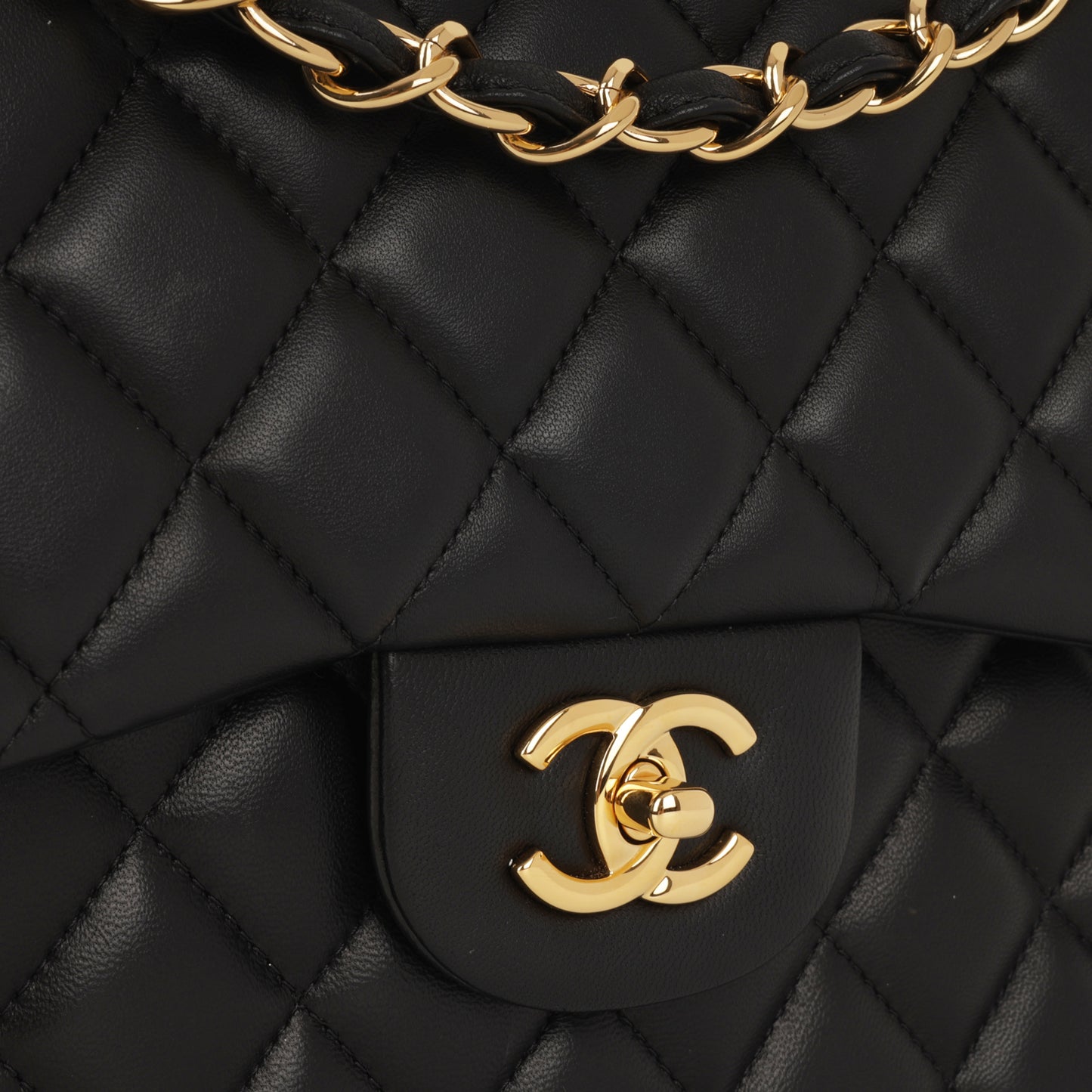 Chanel Classic Flap Bag - Jumbo Classic Flap | Gold Hardware