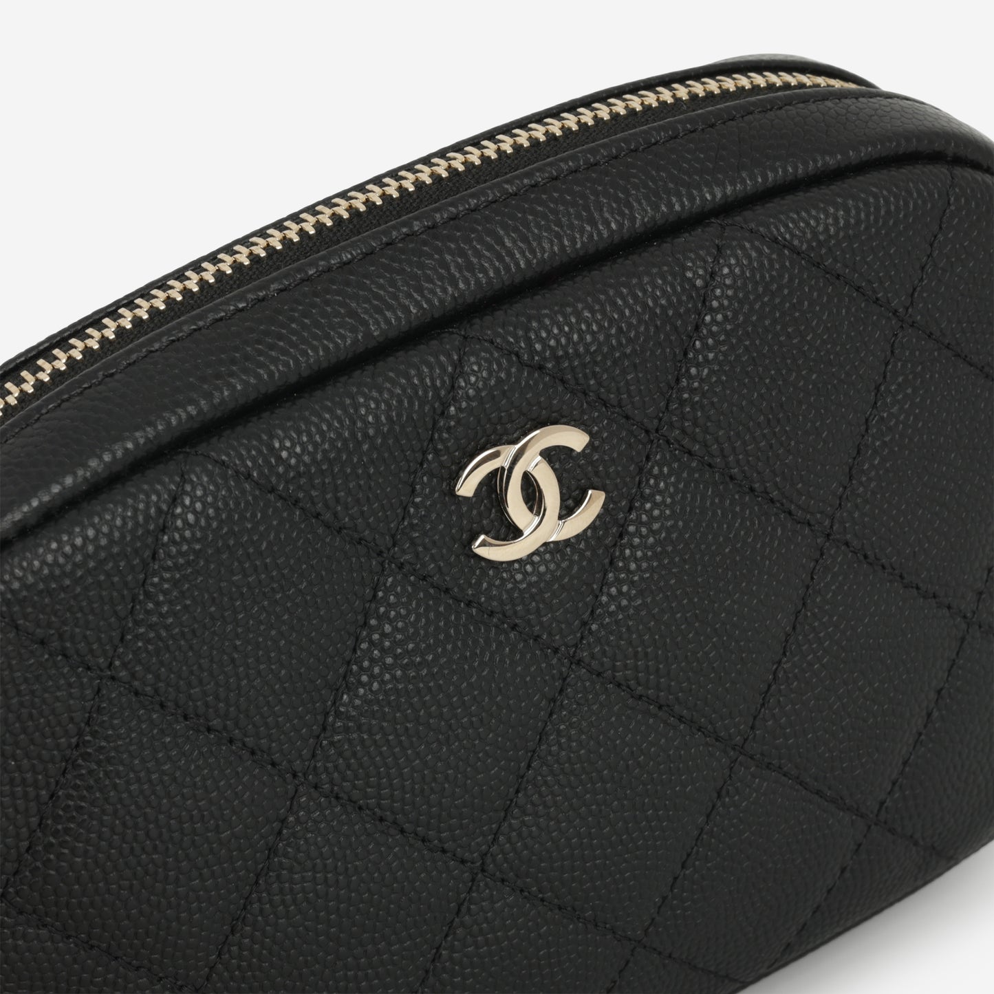 Chanel Small Curvy Cosmetic Pouch - Black Caviar | Gold Hardware