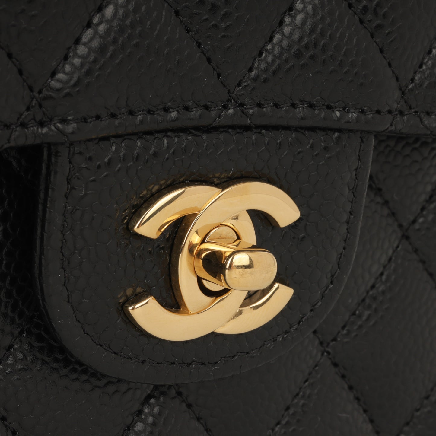 Chanel Medium Classic Flap Black Caviar | Gold Hardware (2023)