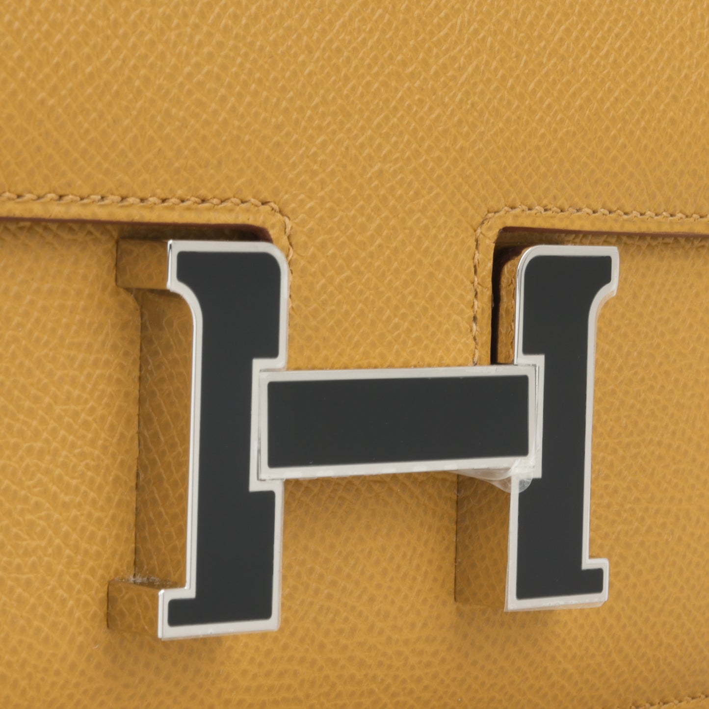 Constance 18 - Sesame Epsom