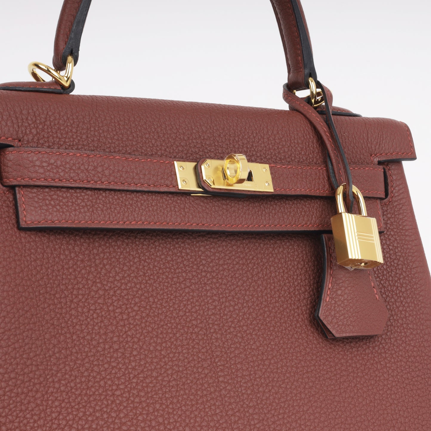 Hermès Kelly 25 - Rouge H Togo | Gold Hardware