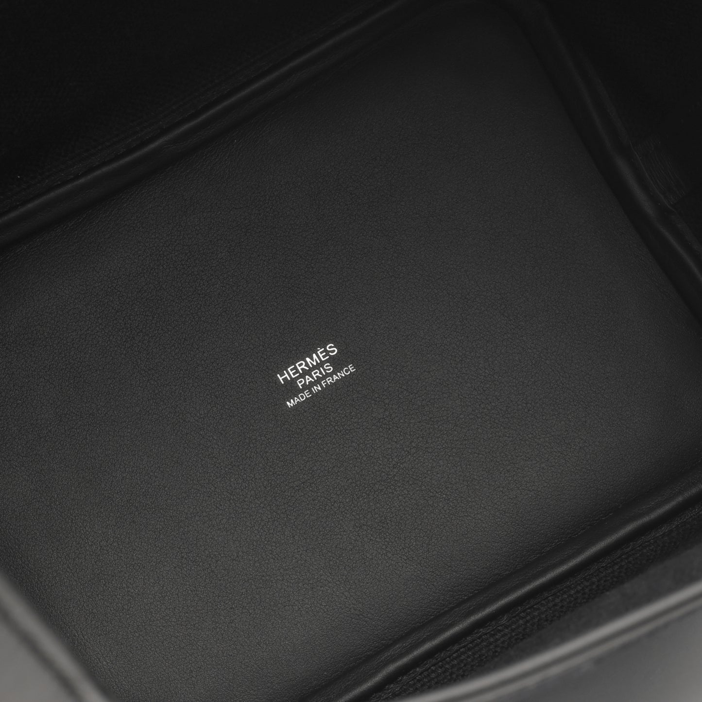 Hermès Picotin 18 Cargo - Noir Canvas / Swift | Palladium Hardware