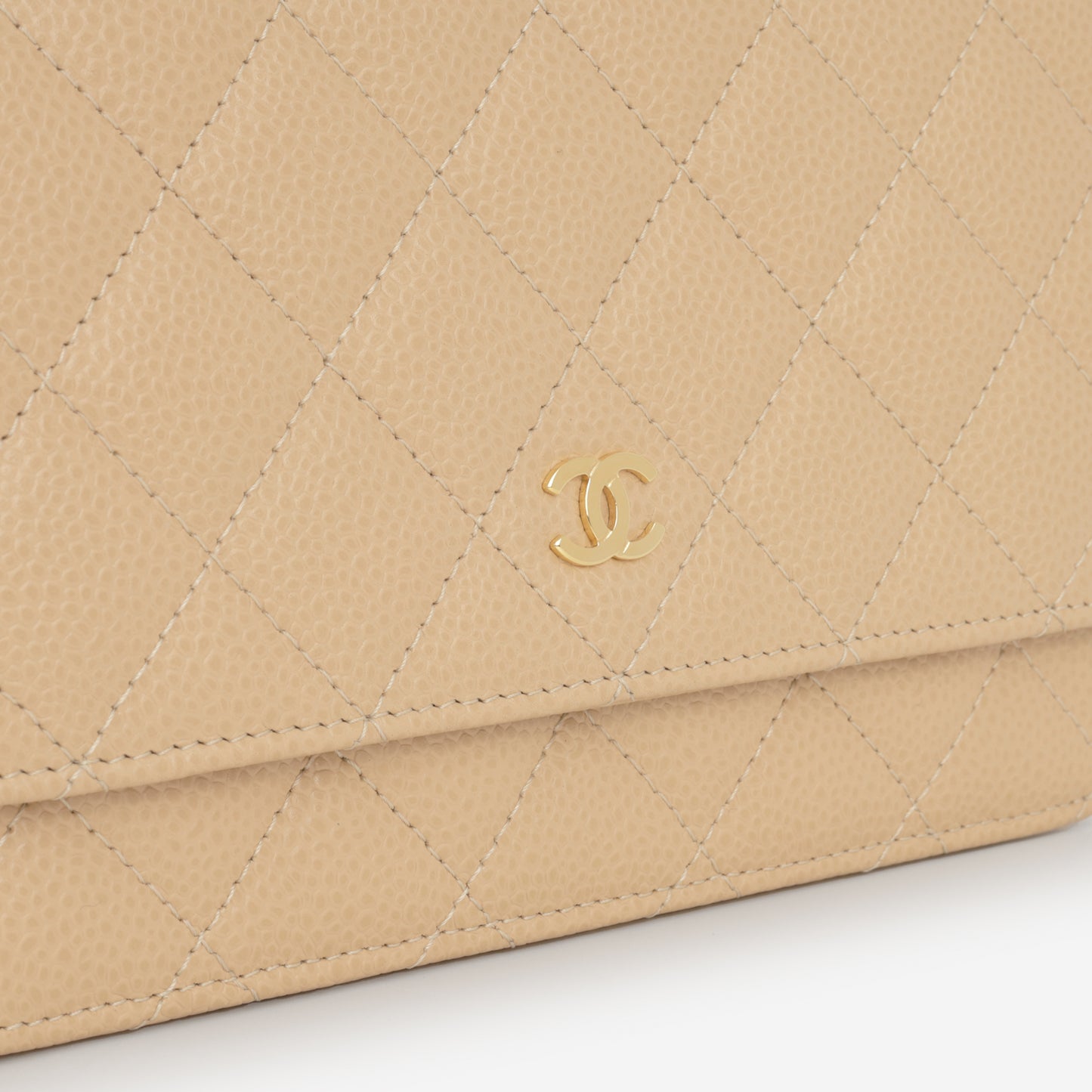 Chanel Classic Wallet on Chain