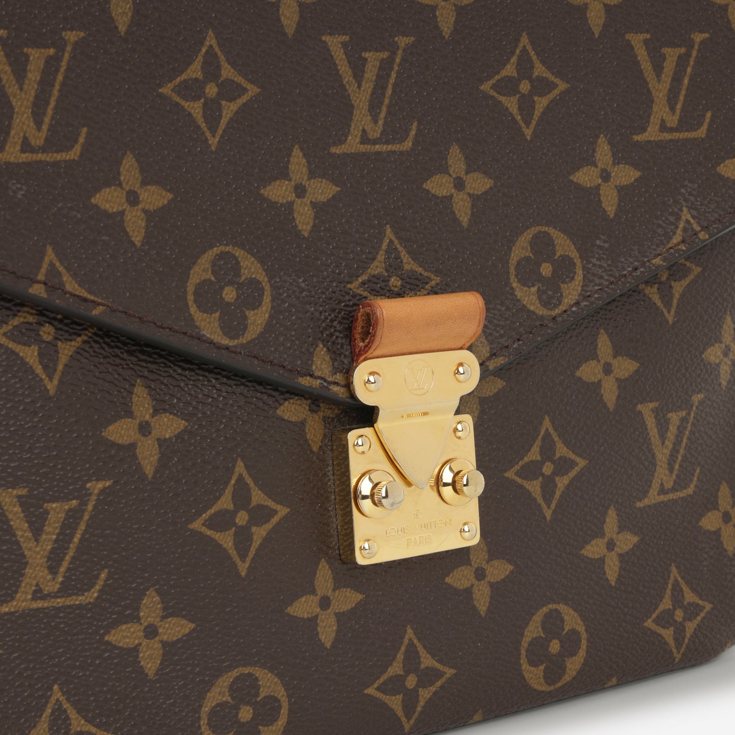 Louis Vuitton Pochette Métis - Monogram | Gold Hardware