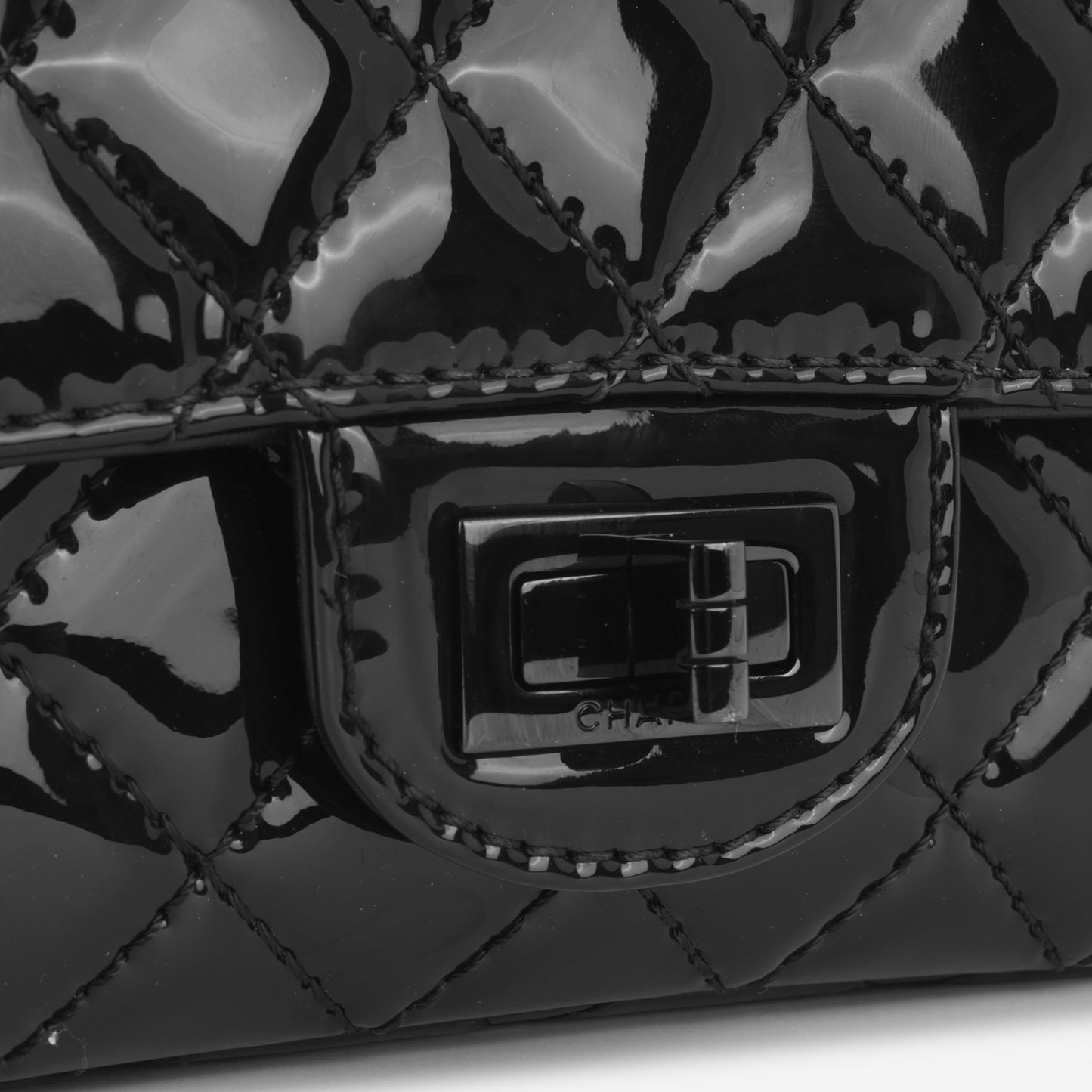 Chanel 2.55 Reissue 224 So Black - Black Patent | Black Hardware