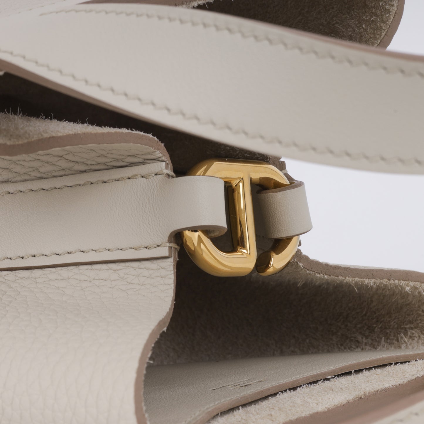 Hermès In-The-Loop 18 Bag - Beton Clemence/Swift | Gold Hardware