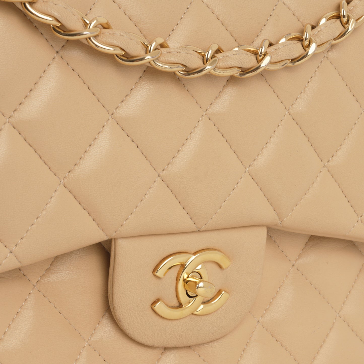 Chanel Classic Jumbo Double Flap - Beige Lambskin | Gold Hardware