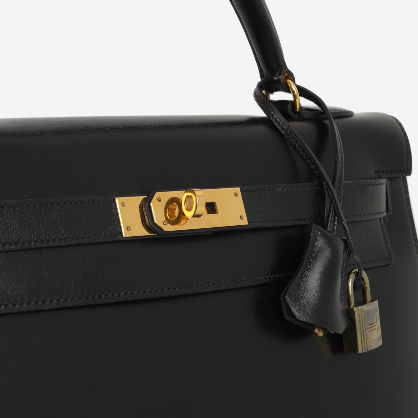 Hermès Vintage Kelly 32 - Black Box Calf | Gold Hardware