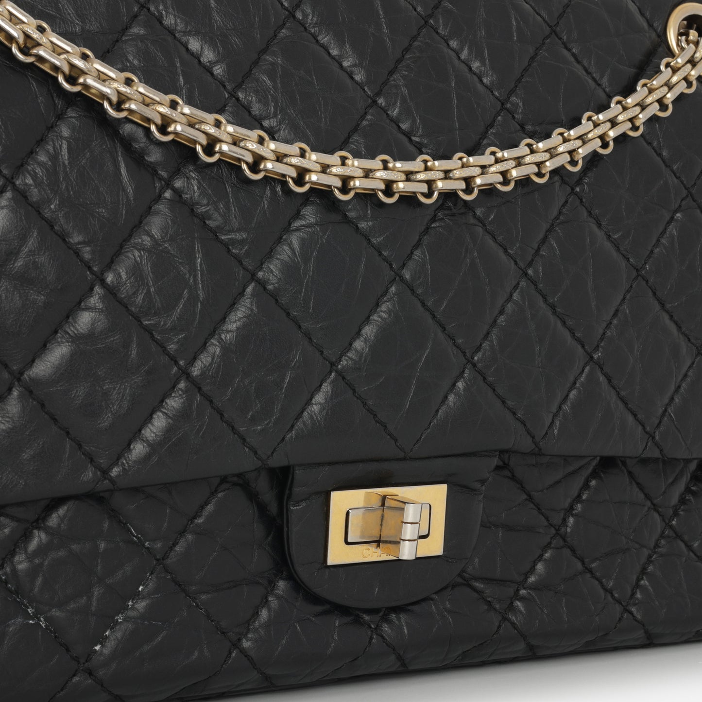 Chanel 2.55 Reissue 226 - Black Crumpled Calfskin | Gold Hardware