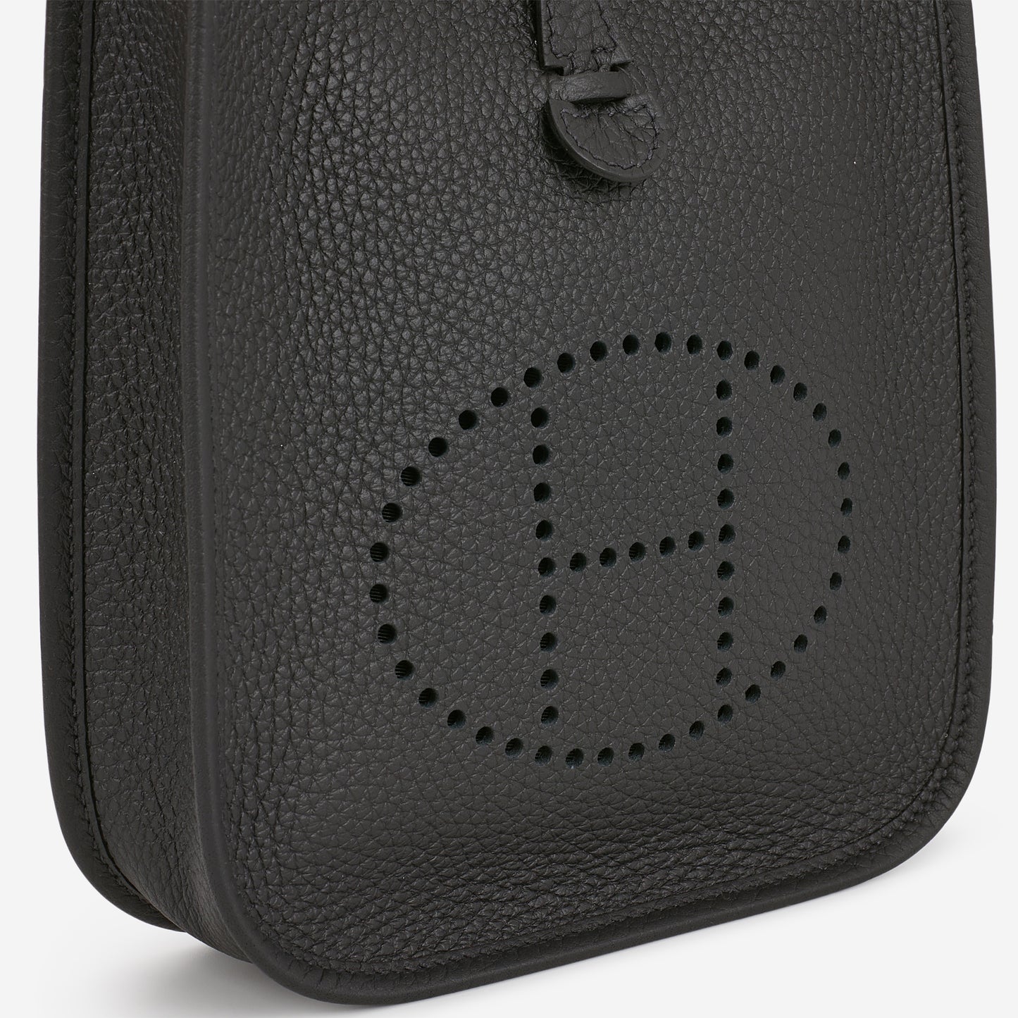 Hermès Mini Evelyne 16 - Black Clemence | Palladium Hardware