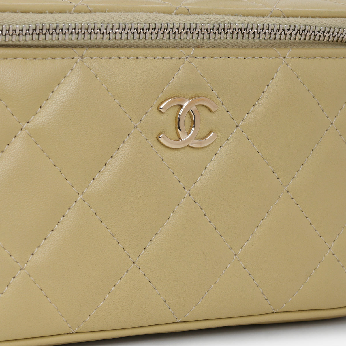Chanel Top Handle Vanity - Pale Yellow Lambskin | Champagne Gold Hardware