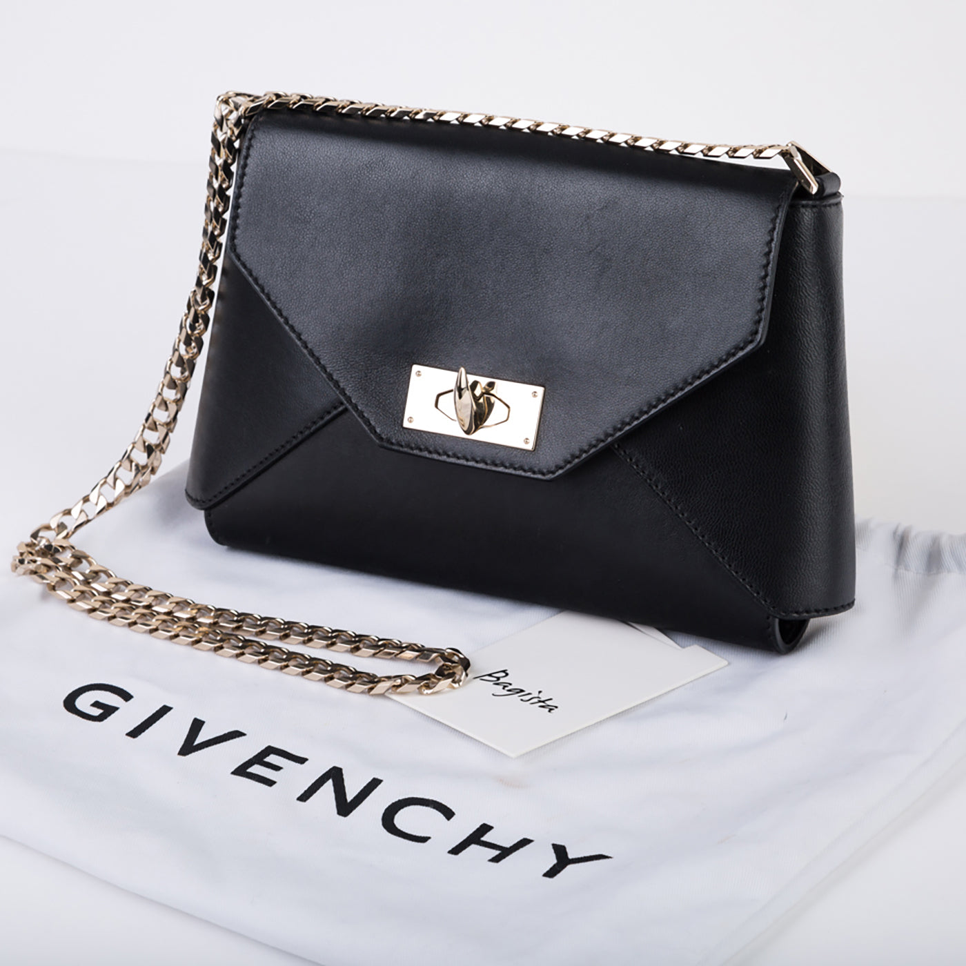 Sharktooth crossbody