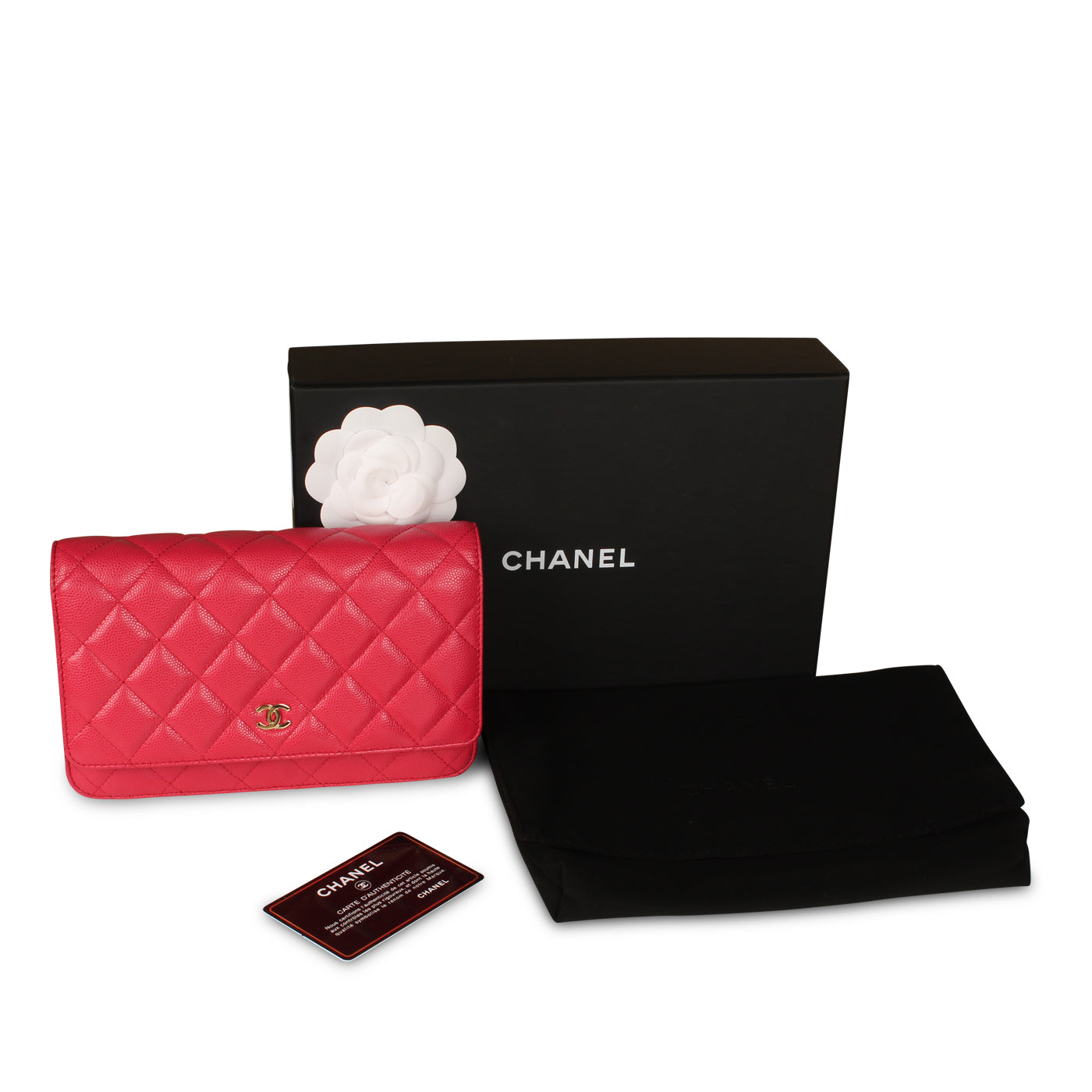 Classic Wallet on Chain - Pink Caviar