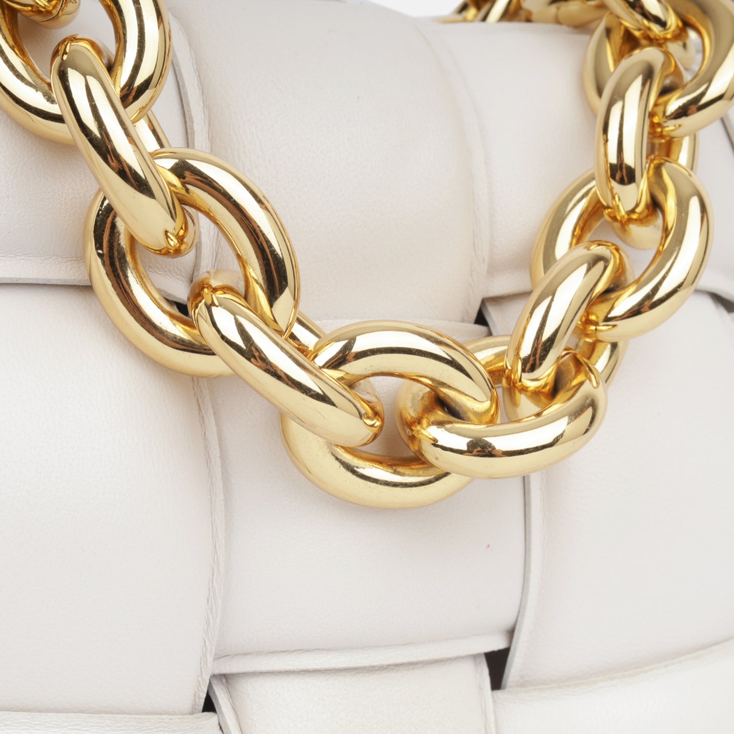 Padded Chain Cassette