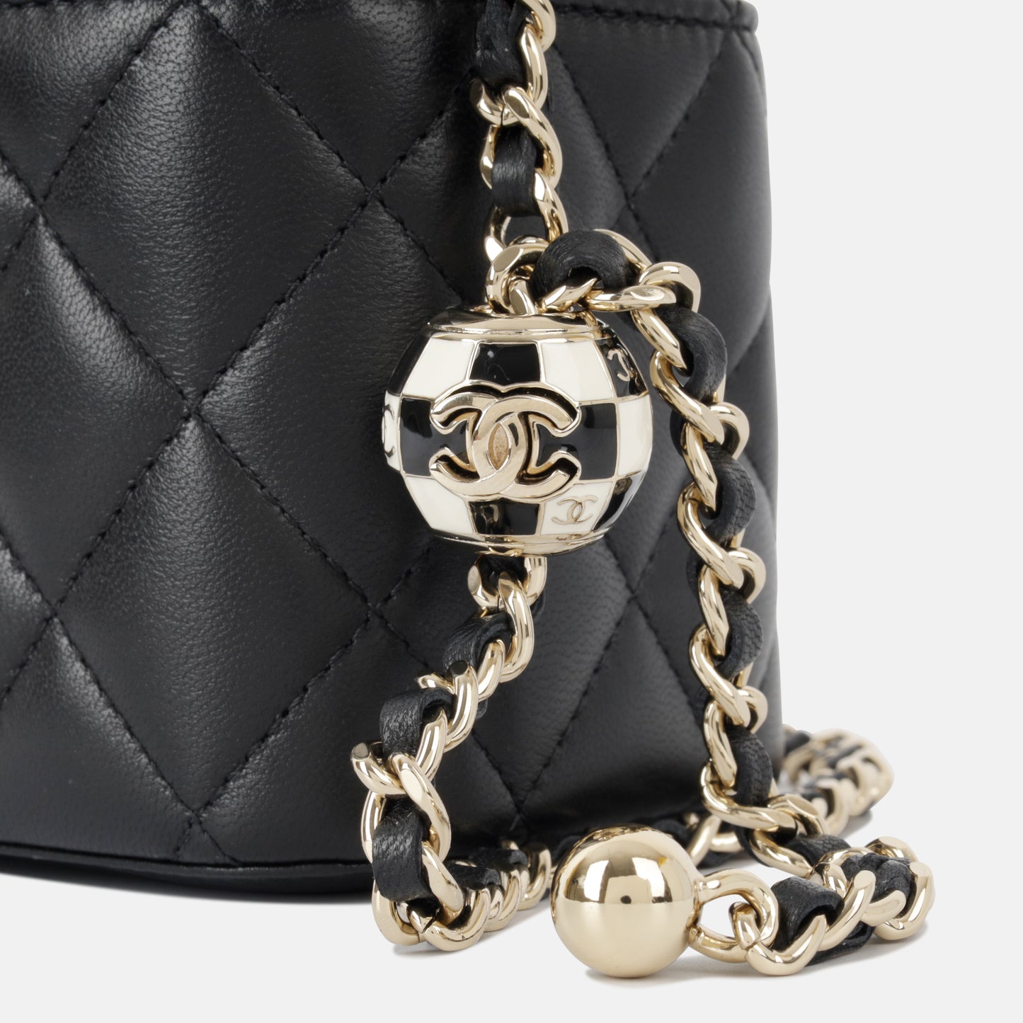 Mini Pearl Crush Vanity on Chain