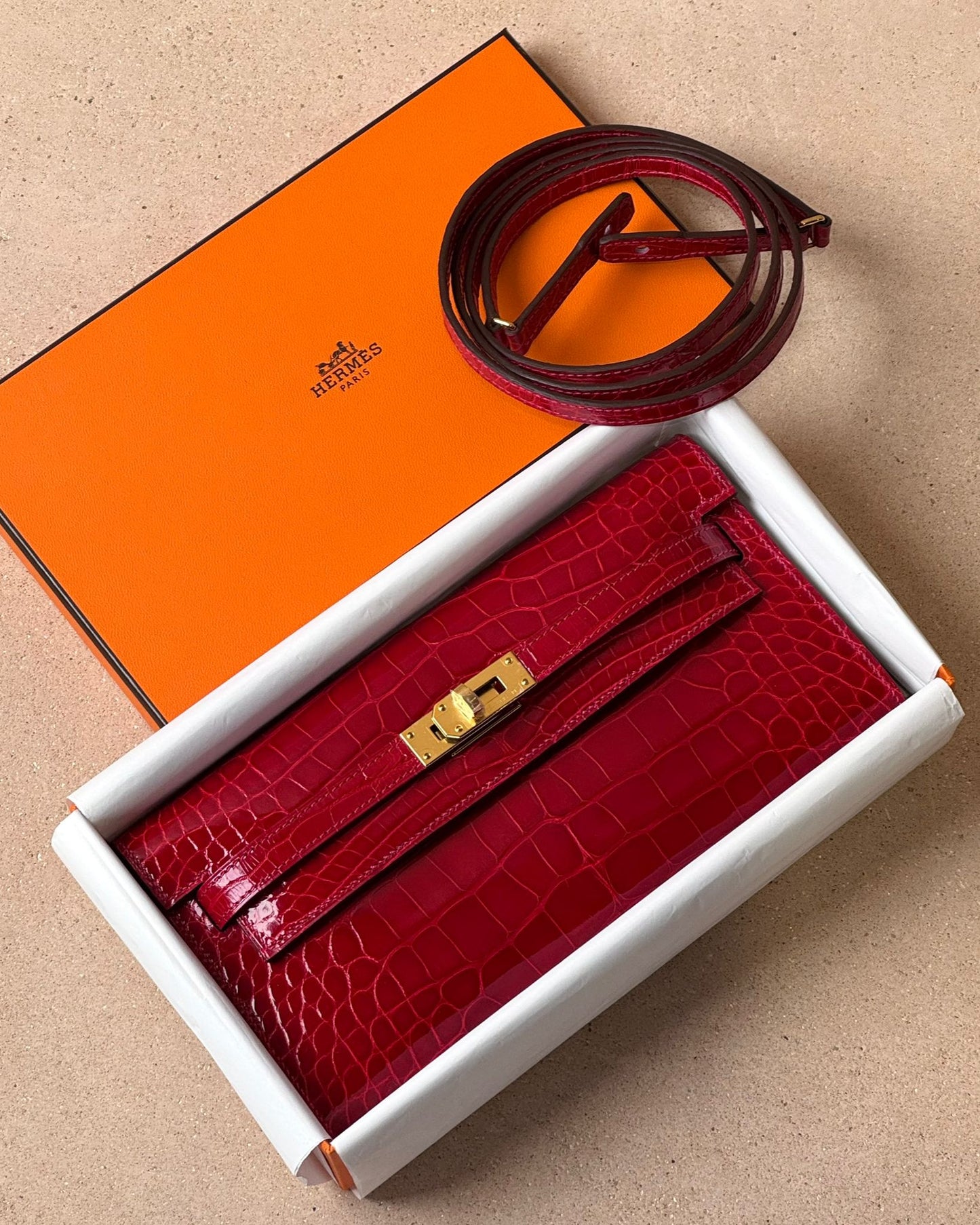 Hermès Kelly To Go - Braise Alligator Mississippiensis | Gold Hardware - Bagista