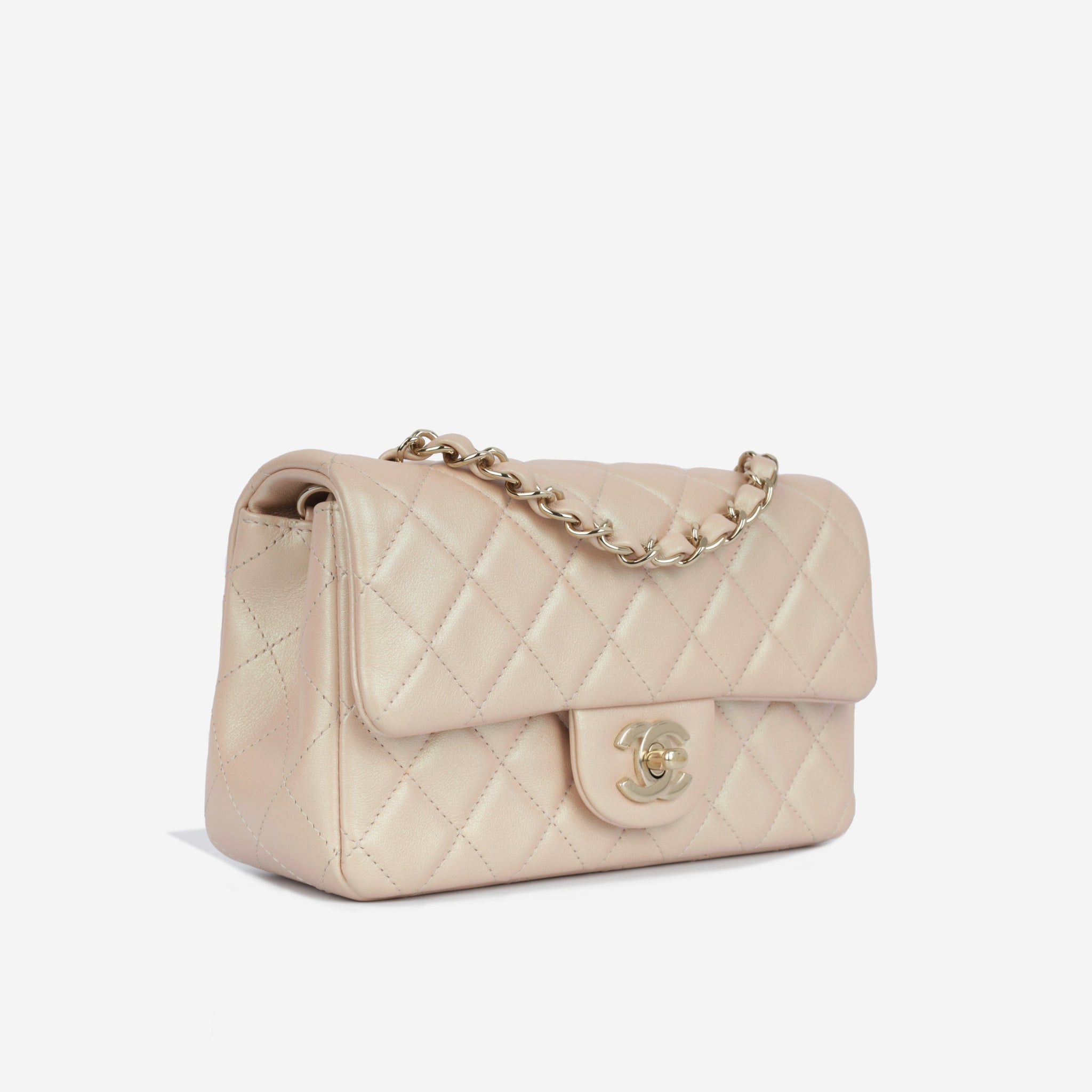 Chanel Light Beige Iridescent Quilted Caviar New Clutch With Chain