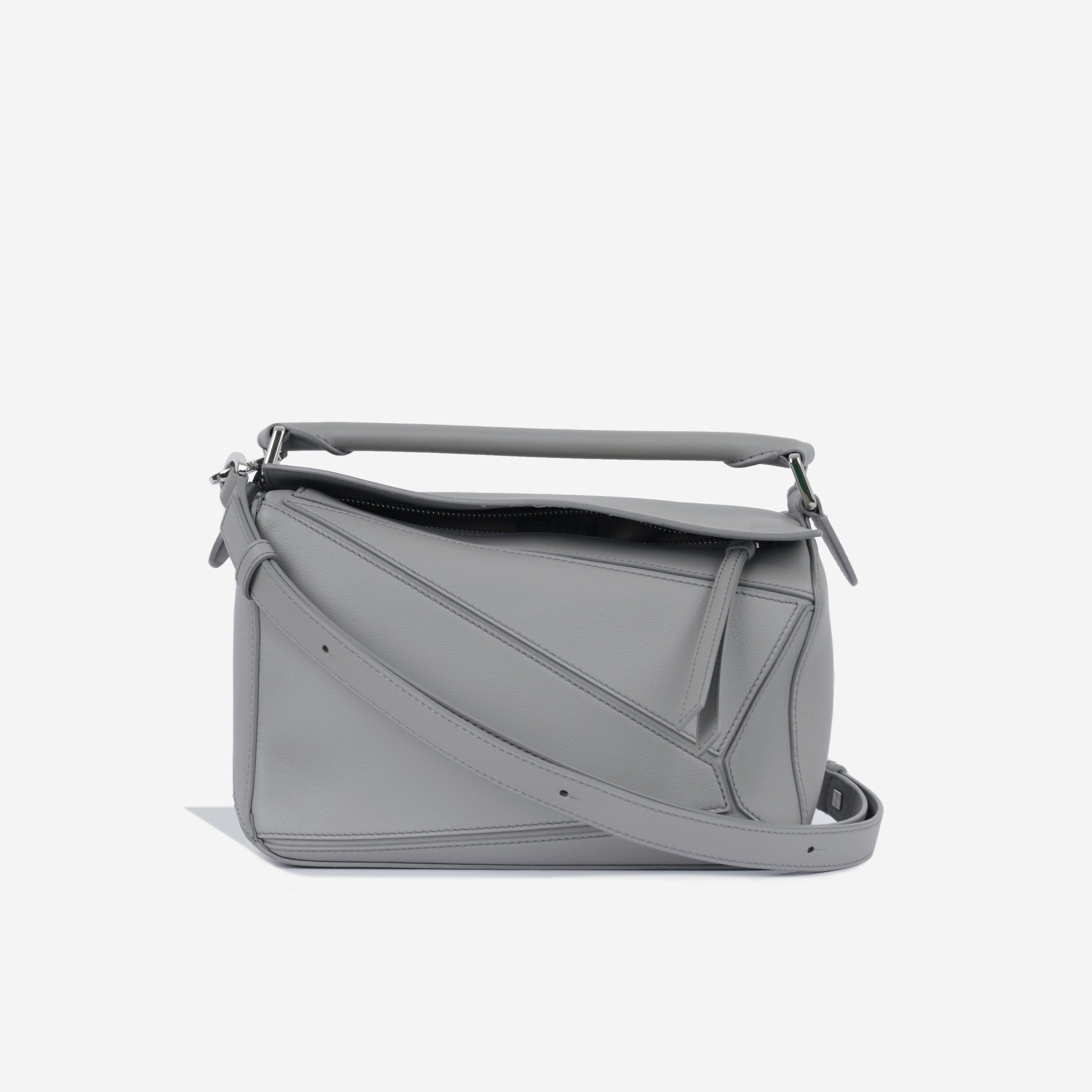 LOEWE - Puzzle Small - Grey Calfskin Leather - SHW - Pre-Loved