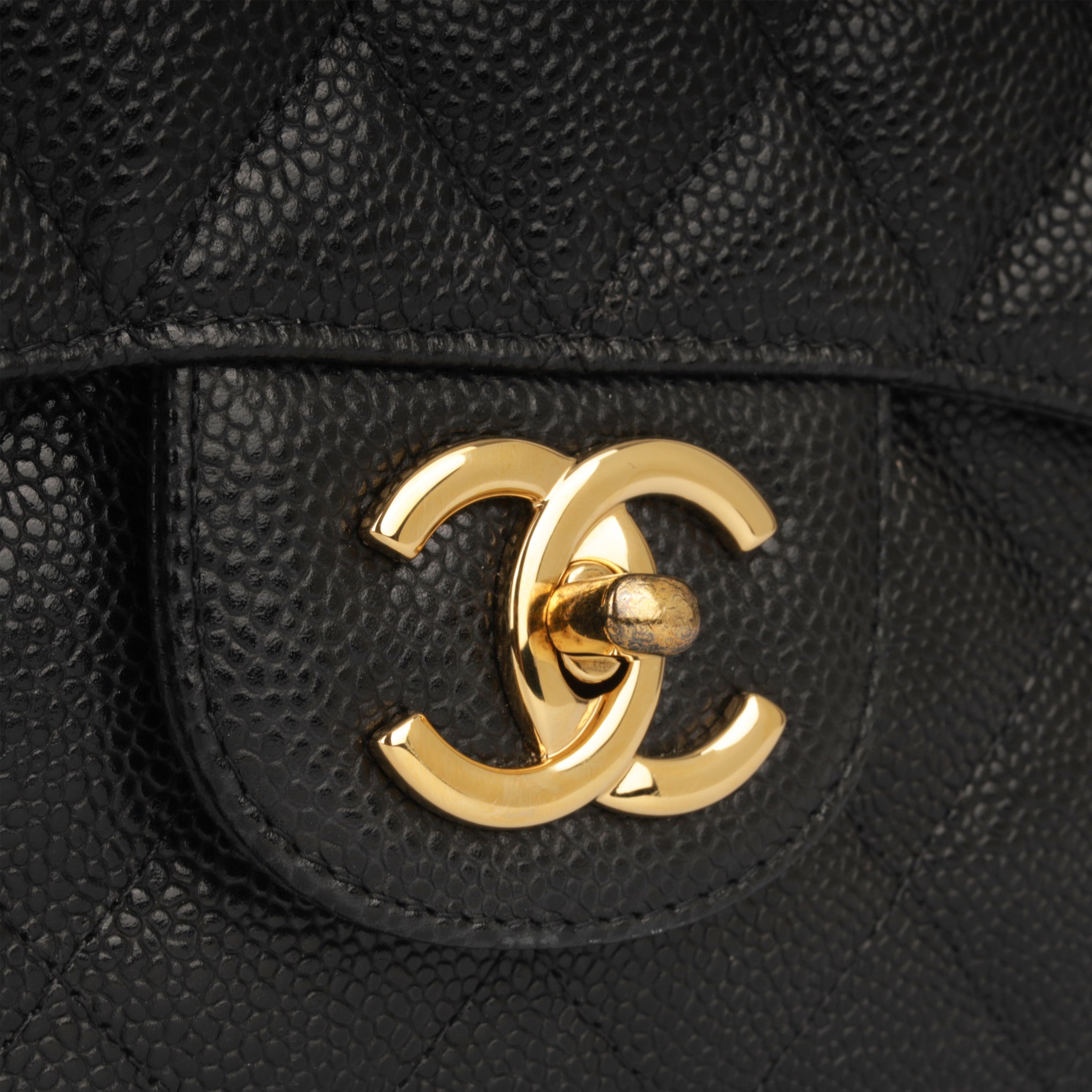 CHANEL Maxi Classic Caviar Double Flap Shoulder Bag