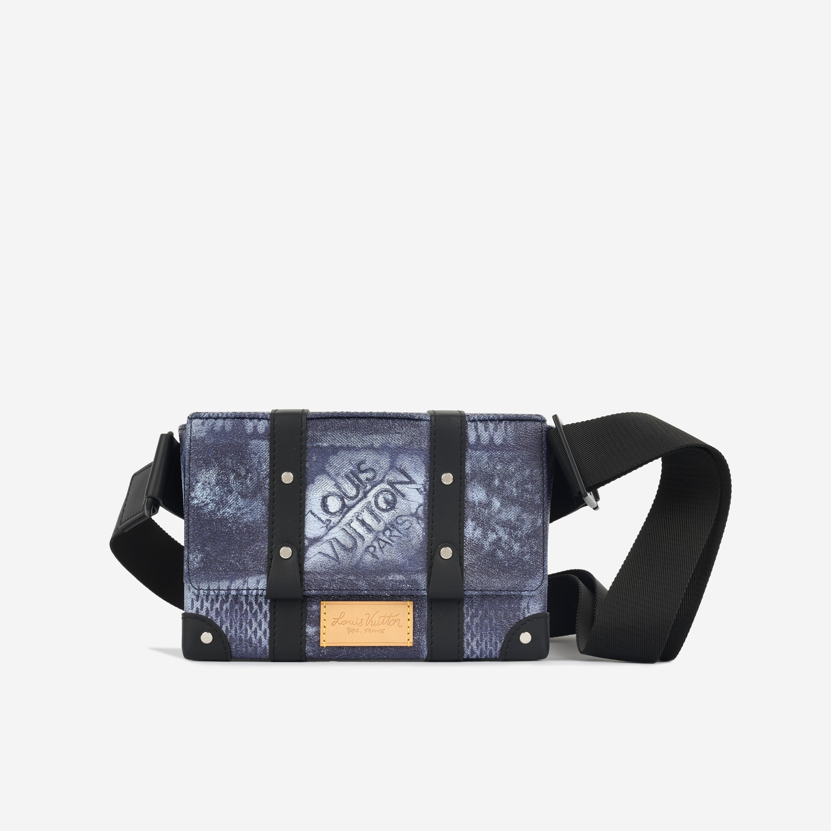 Louis Vuitton -Trunk Messenger Bag - Damier Salt Canvas SHW ...
