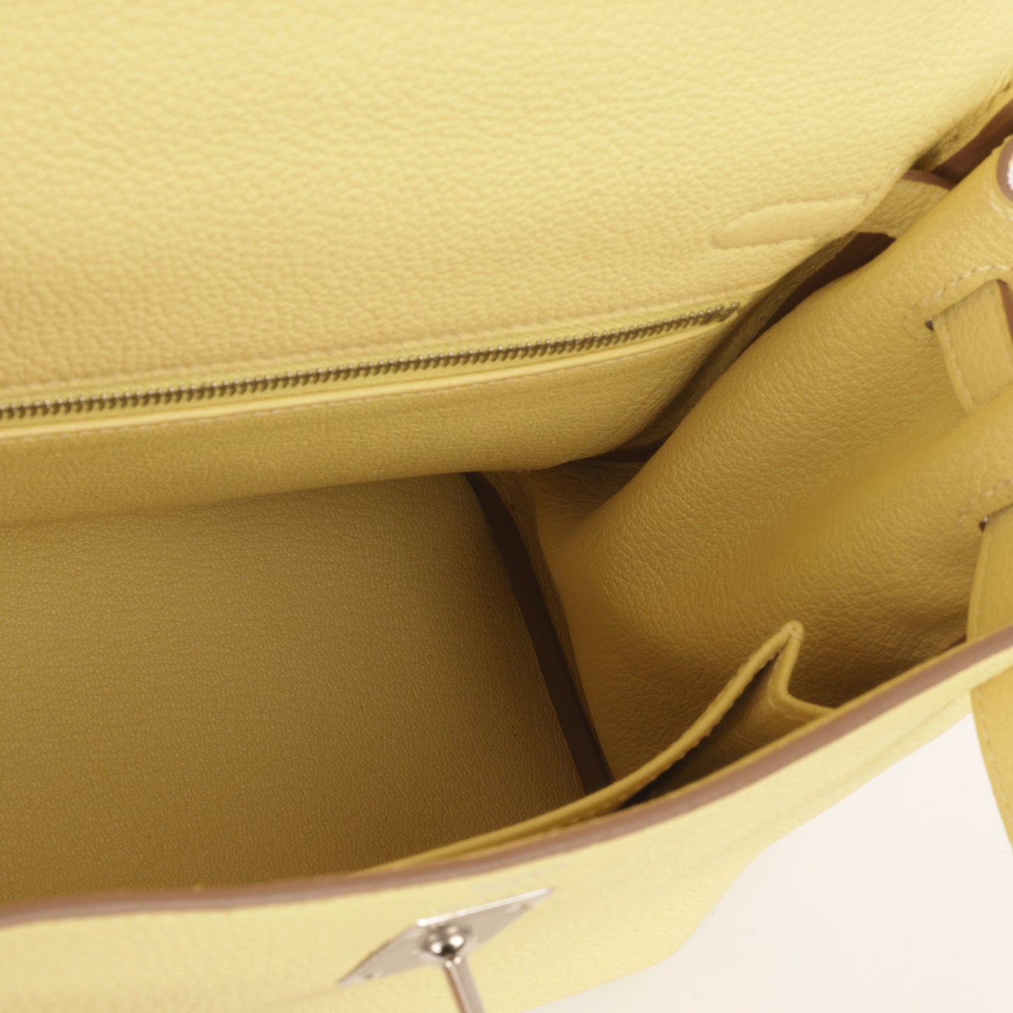 Kelly 25 - Jaune Poussin