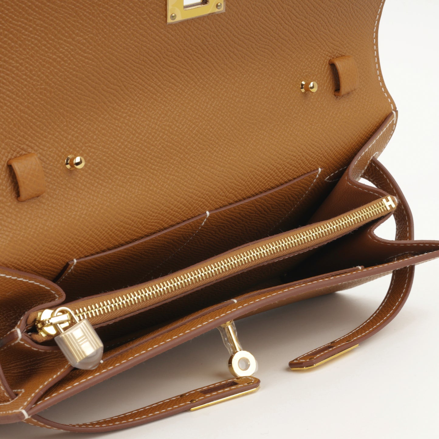 Hermès Kelly To Go Wallet - Gold Epsom | Gold Hardware