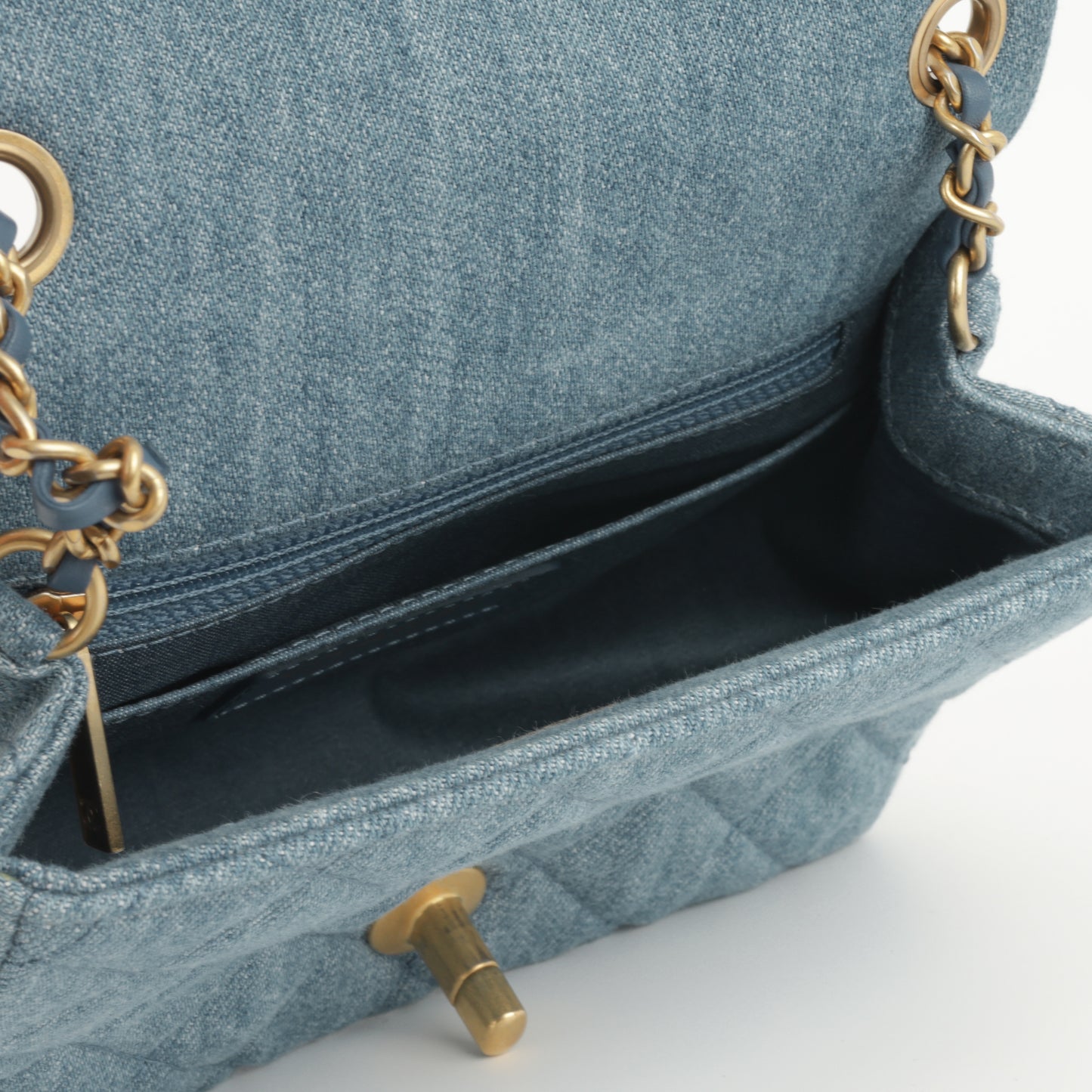 Mini Square Pearl Crush