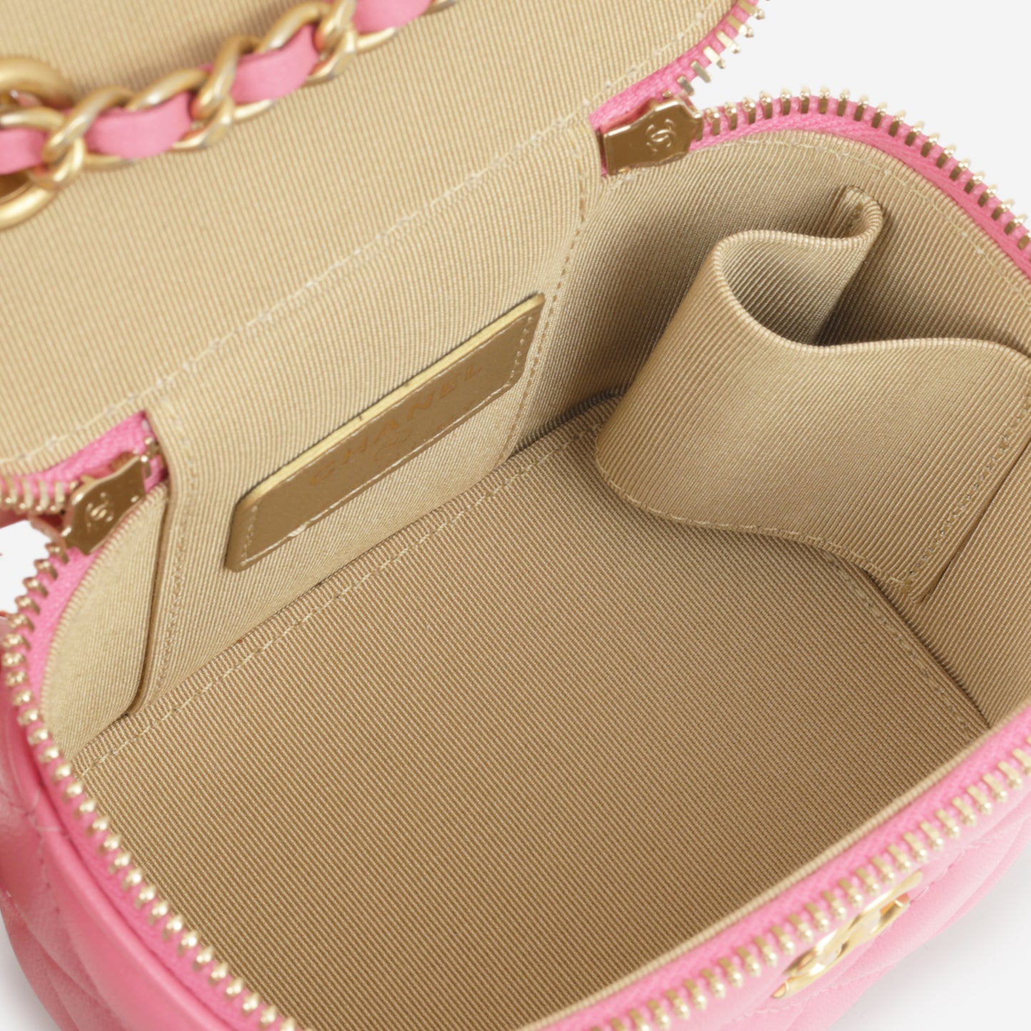 Mini Vanity on Pearl Chain