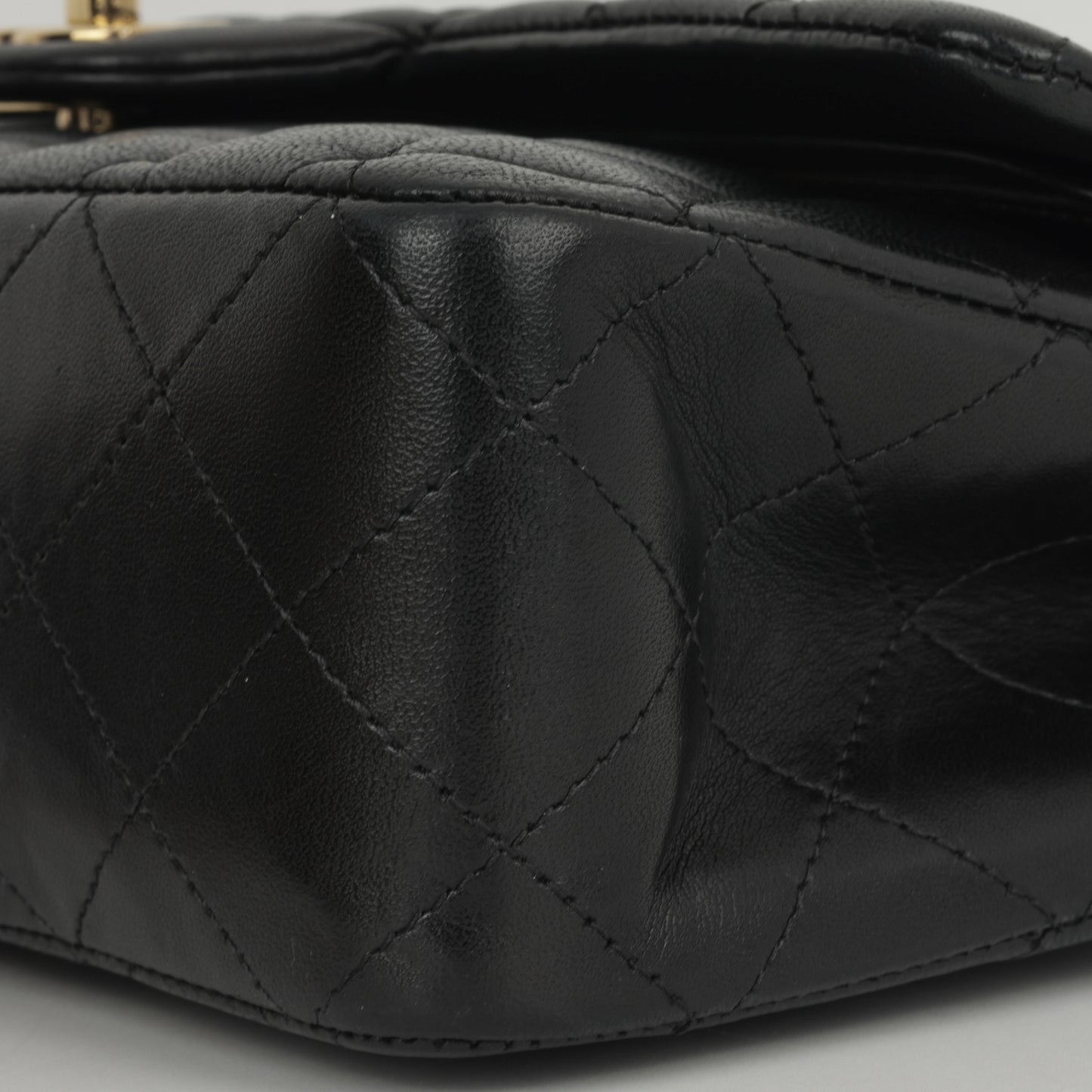 Chanel Medium Classic Flap - Black Lambskin | Gold Hardware