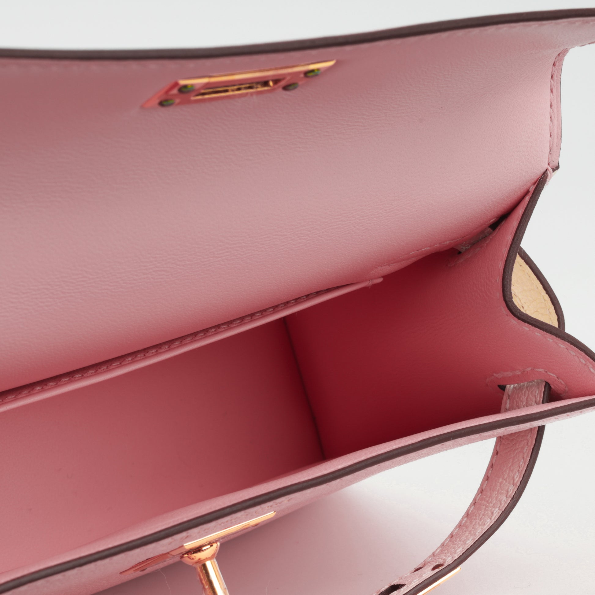 HSS Kelly 20 - Rose Sakura / Craie Chevre Mysore | Gold Hardware - Bagista