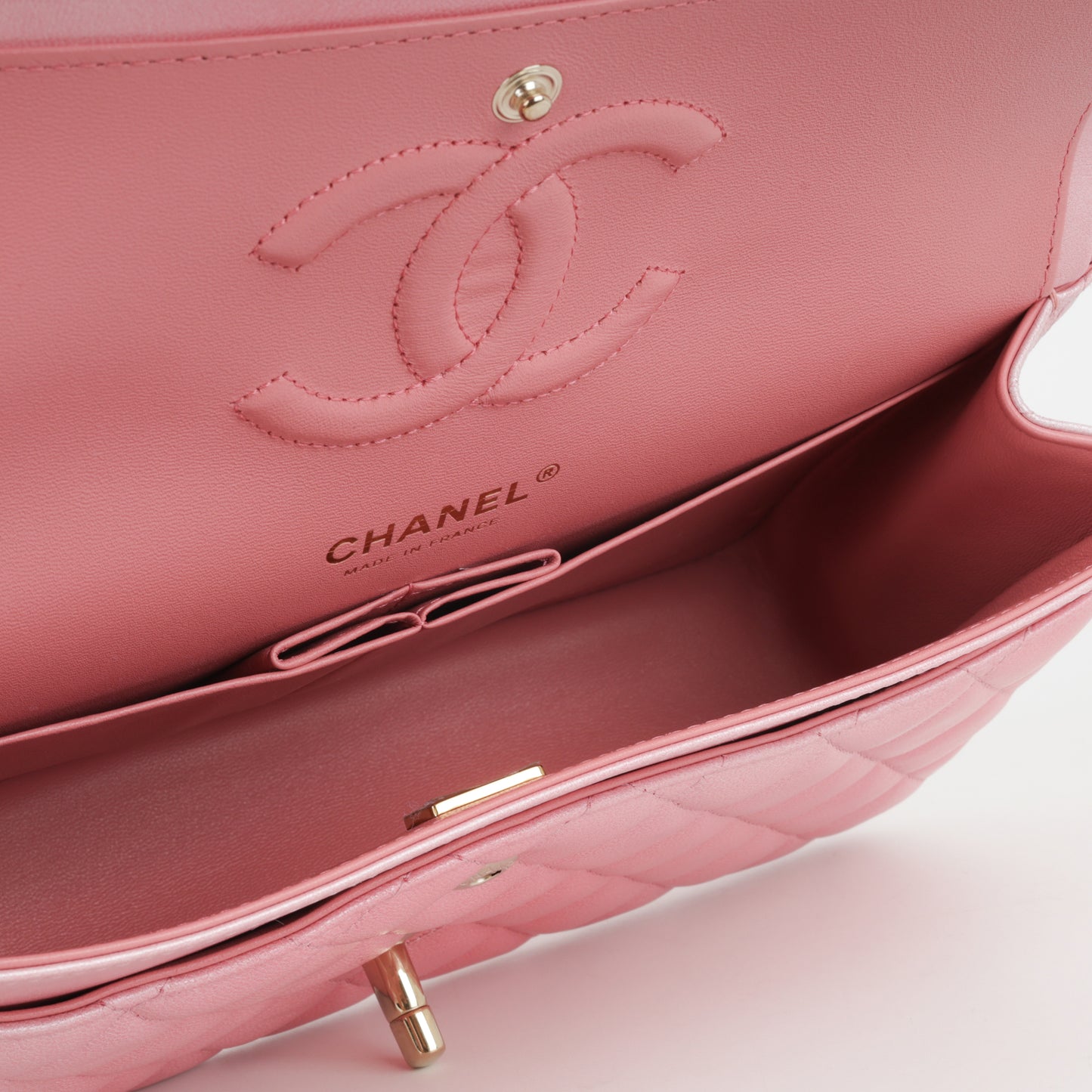 Chanel 23S Medium Classic Flap - Iridescent Pink Lambskin | Champagne Gold Hardware