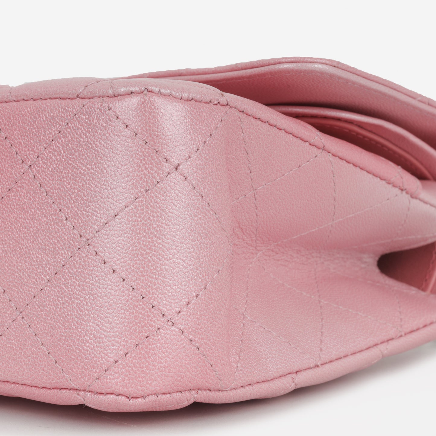 Chanel 23S Medium Classic Flap - Iridescent Pink Lambskin | Champagne Gold Hardware