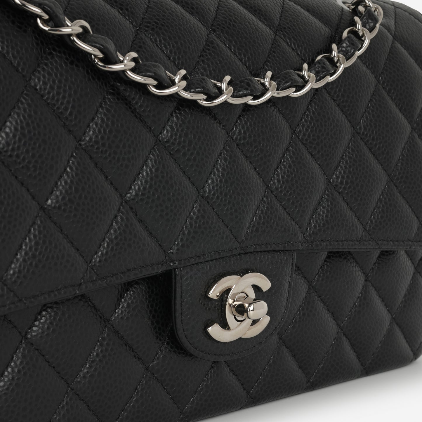 Chanel Medium Classic Flap Black Caviar | Silver Hardware