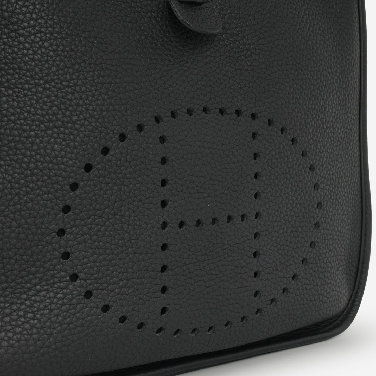 Hermès Evelyne PM - Noir Clemence | Palladium Hardware