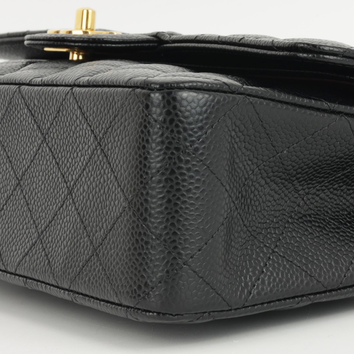Chanel Medium Classic Flap - Black Caviar | Gold Hardware (2022)
