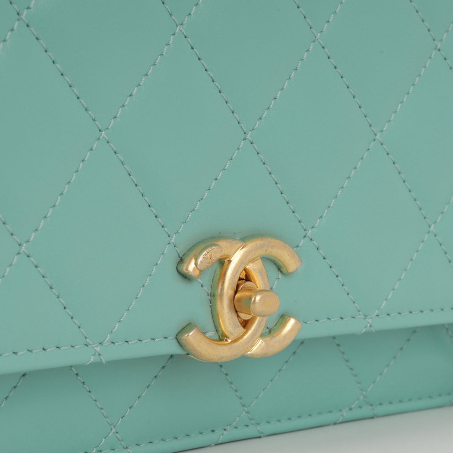 Chanel Crush Charm Wallet on Chain - Turquoise Calfskin | Gold Hardware