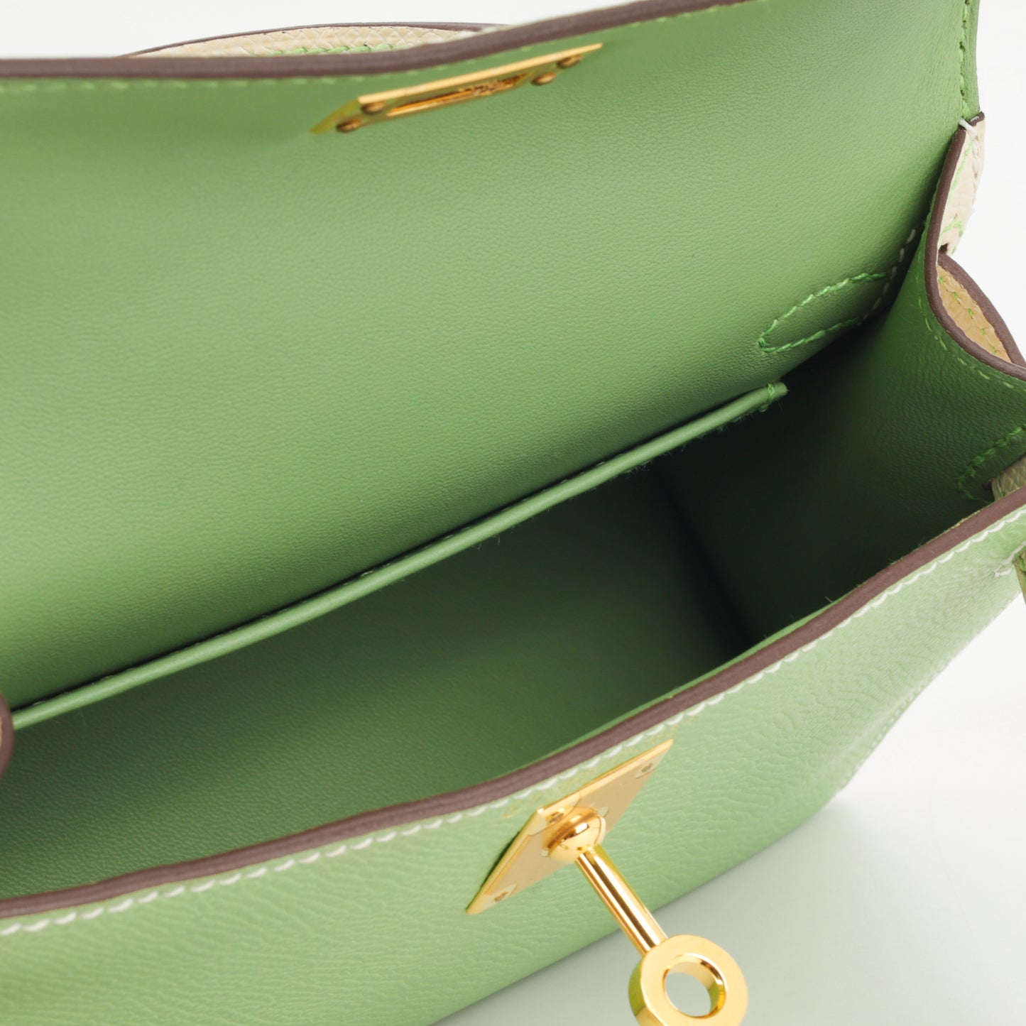 Hermès HSS Mini Kelly 20 - Vert Criquet/ Nata Epsom | Gold Hardware