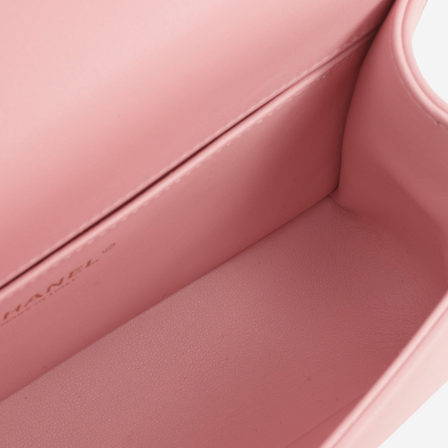 Chanel Medium Boy Bag - Pink Lambskin | Aged Gold Hardware