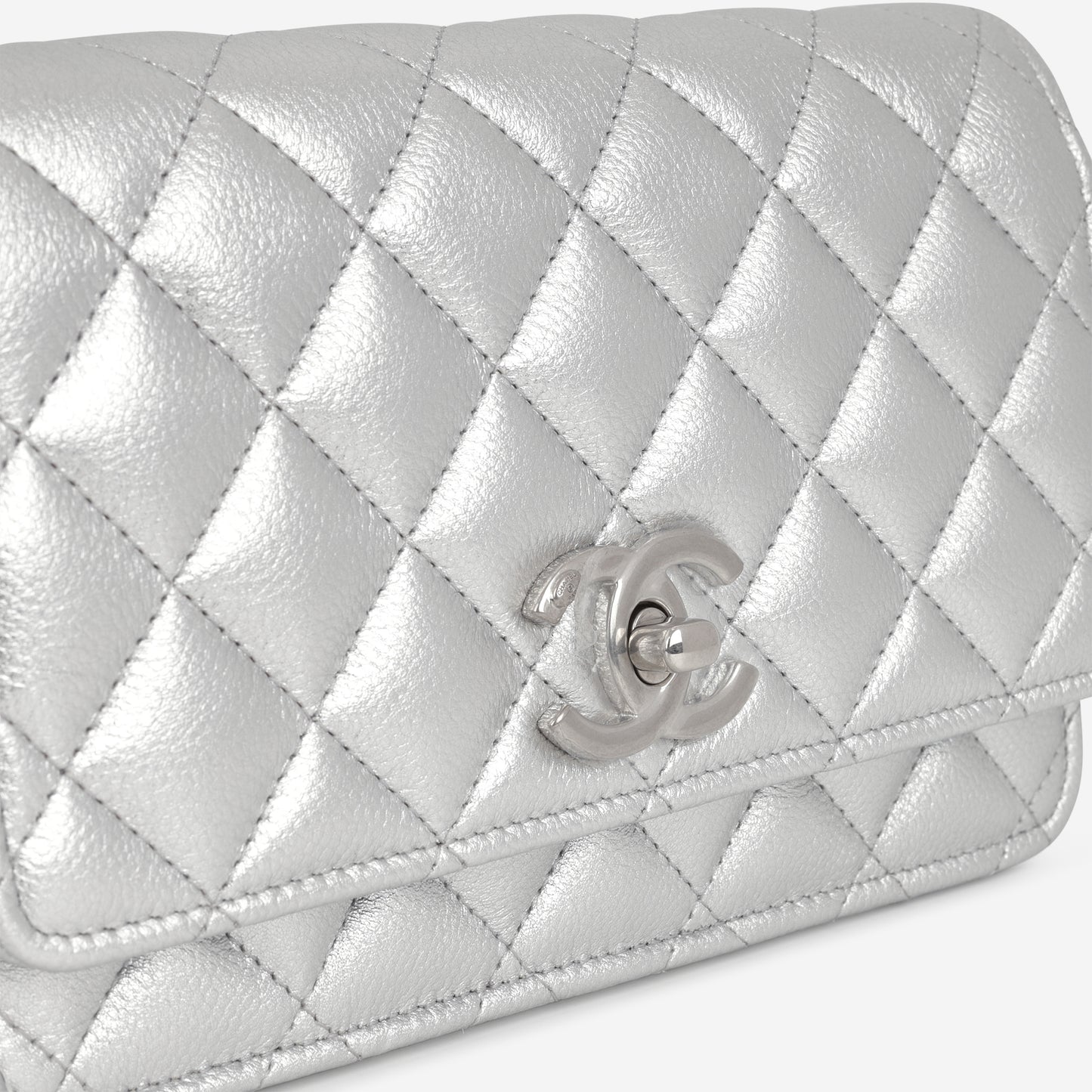 Chanel CC Crush Wallet on Chain - Silver Metallic Caviar | Silver Hardware