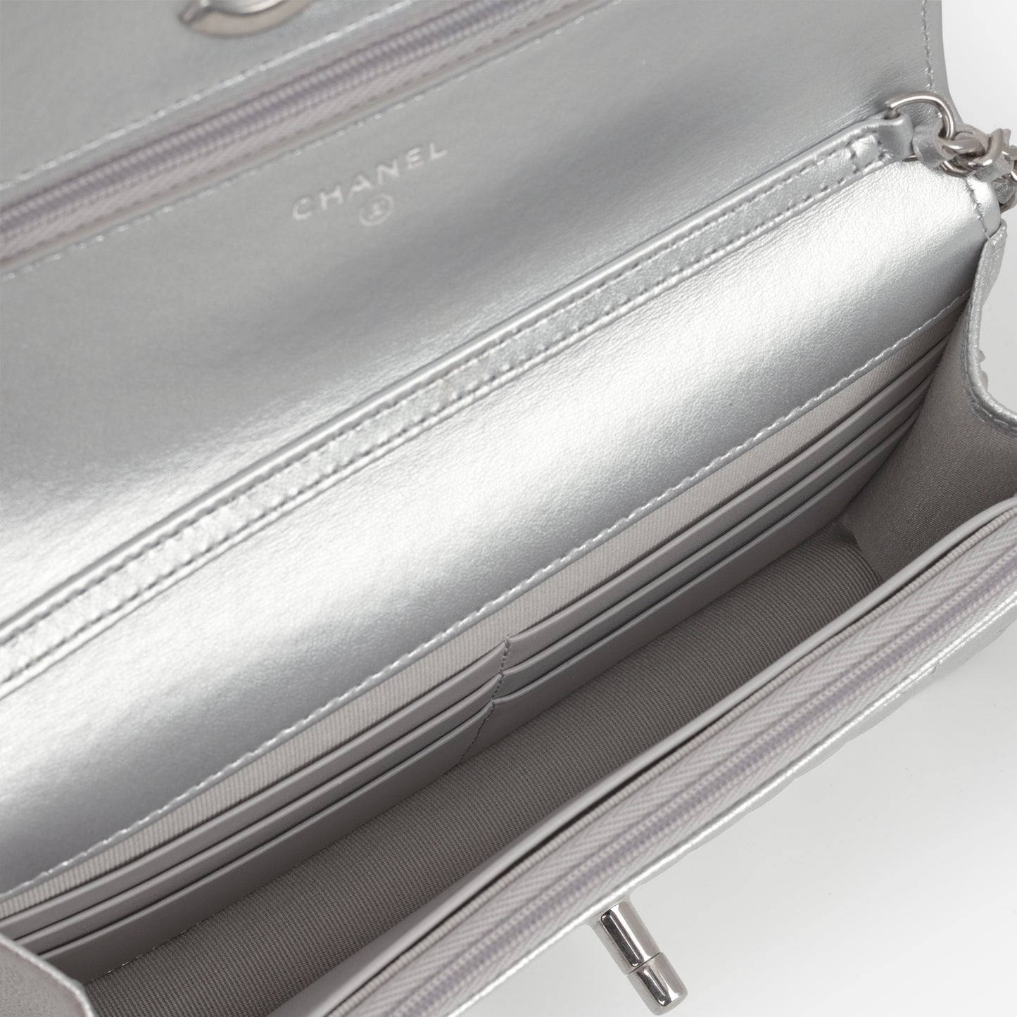 Chanel CC Crush Wallet on Chain - Silver Metallic Caviar | Silver Hardware