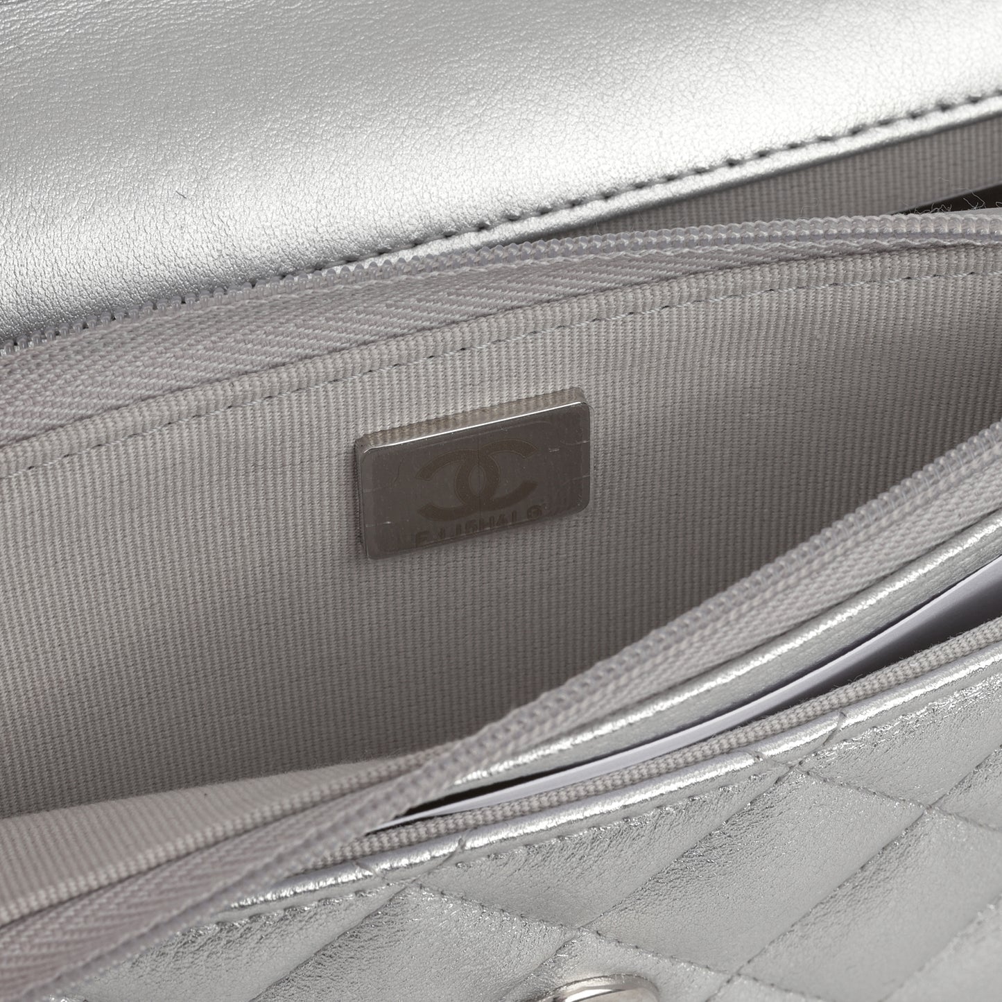 Chanel CC Crush Wallet on Chain - Silver Metallic Caviar | Silver Hardware