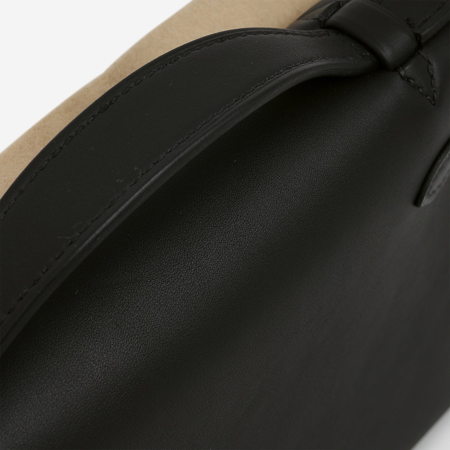 Hermès Kelly Pochette - Black Swift | Gold Hardware - Bagista