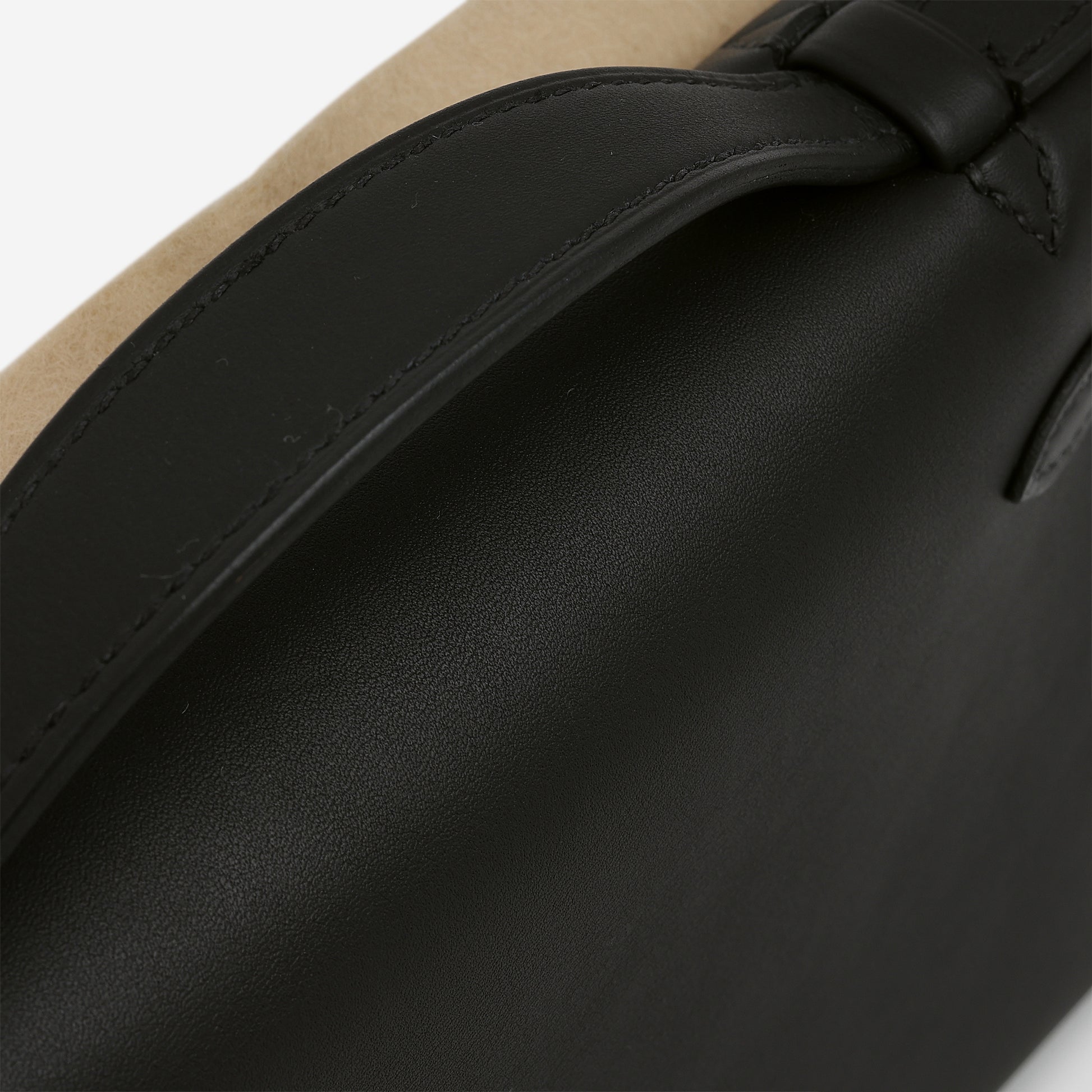 Hermès Kelly Pochette - Black Swift | Gold Hardware - Bagista