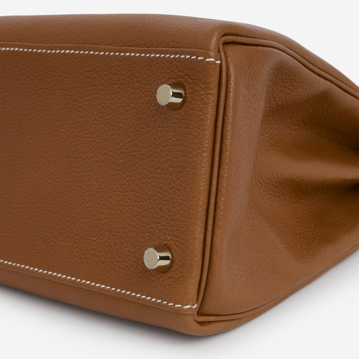 Hermès Kelly 28 - Fauve Barenia Faubourg | Gold Hardware