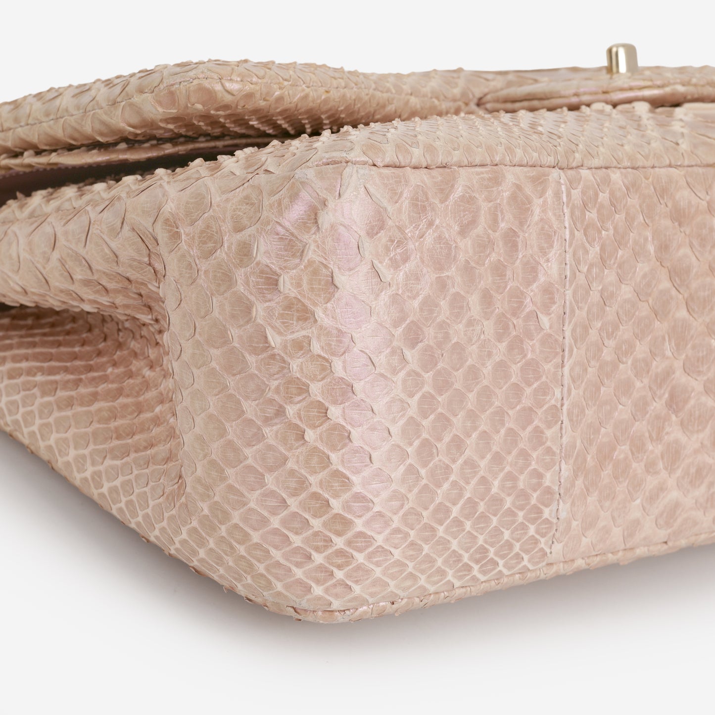 Chanel Classic Jumbo Double Flap - Iridescent Pink Pyhton | Champagne Gold Hardware