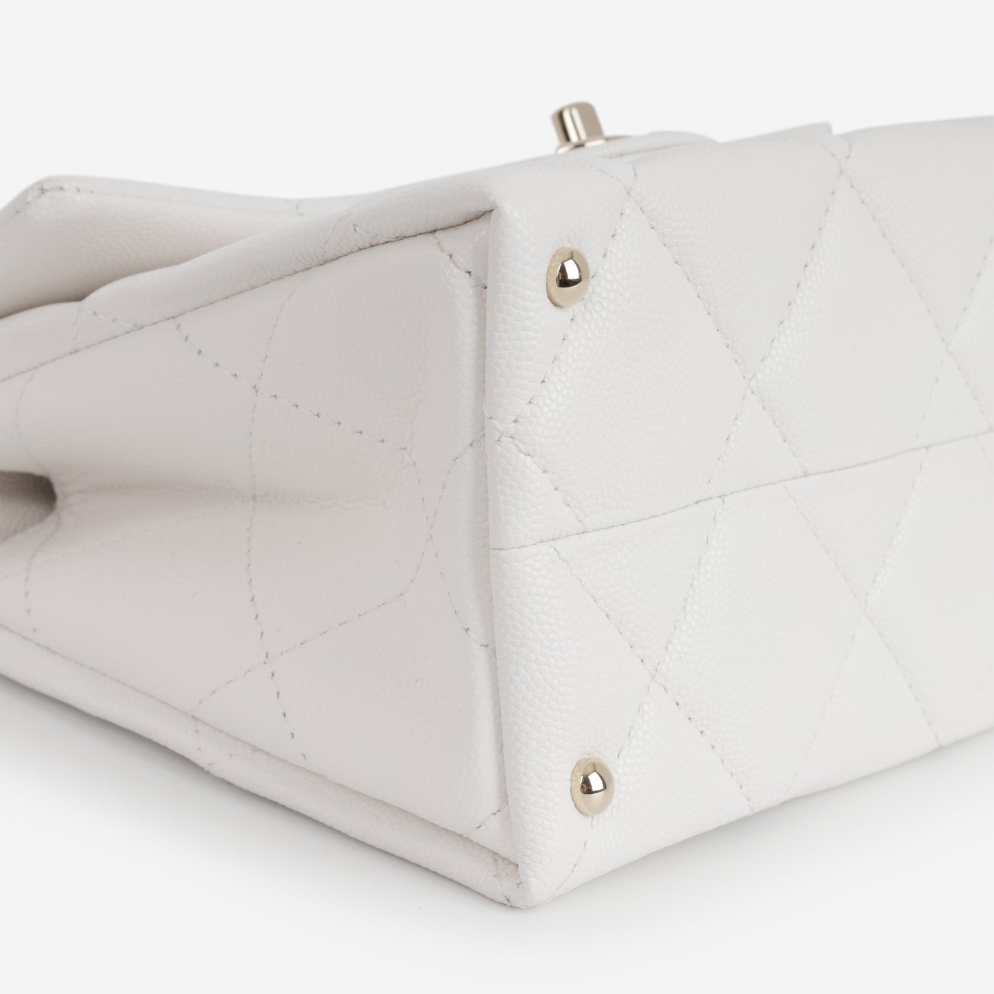 Chanel Retro Twist Top Handle Flap - White Caviar | Champagne Gold Hardware