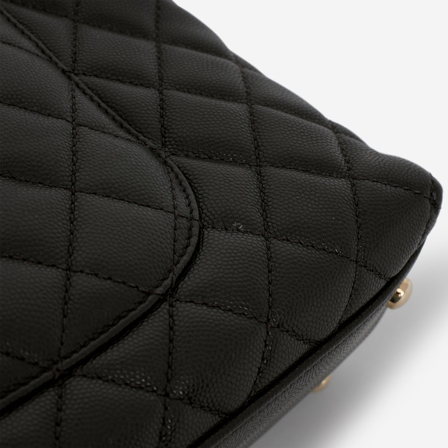 Chanel Medium Coco Handle - Black Caviar | Champagne Gold Hardware - Bagista