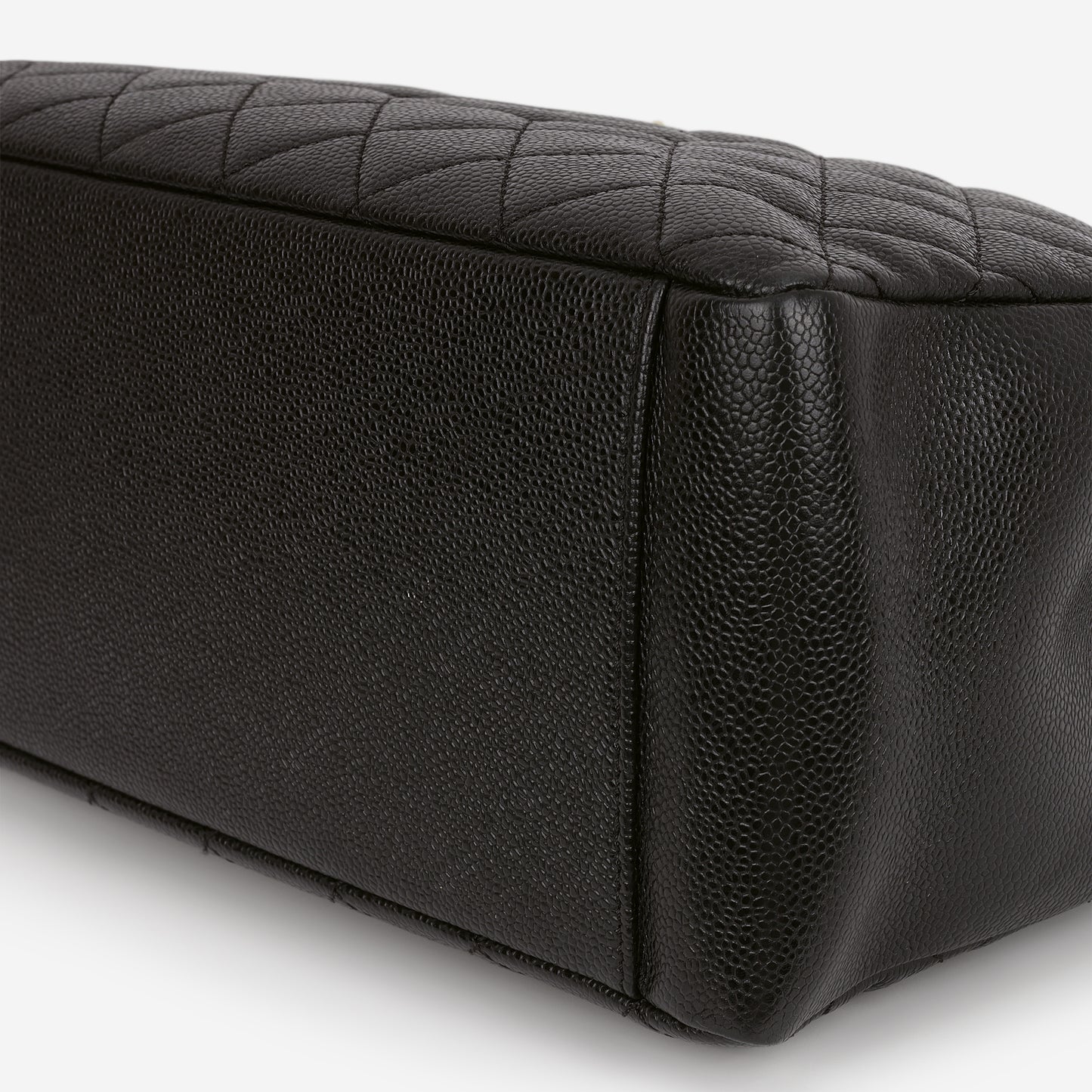 Chanel GST - Black Caviar | Gold Hardware
