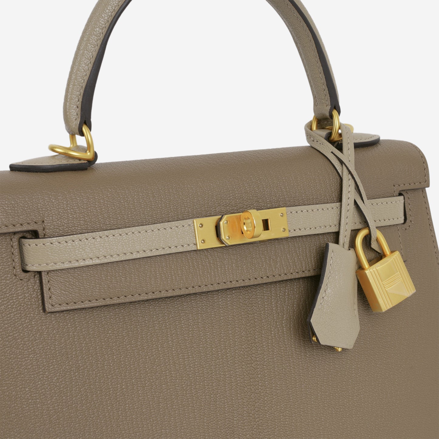 Hermès HSS Kelly 25 - Etoupe / Gris Tourterelle Chevre | Brushed Gold Hardware